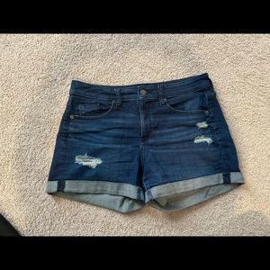 Great condition size 6 universal thread high-rise